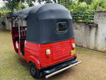 https://riyasewana.com/uploads/bajaj-re-417171924021.jpg