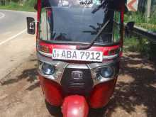 Bajaj Re 2015 Three Wheel