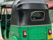 https://riyasewana.com/uploads/bajaj-re-4stoke-14751426644.jpg