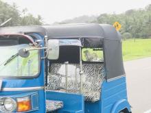 https://riyasewana.com/uploads/bajaj-re-4stroke-2914590824023.jpg