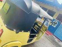 https://riyasewana.com/uploads/bajaj-re-515030417575.jpg
