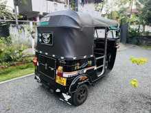 https://riyasewana.com/uploads/bajaj-re-57343822052.jpg