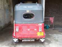 https://riyasewana.com/uploads/bajaj-re-6221640623.jpg