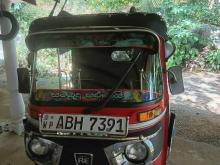 Bajaj RE 2015 Three Wheel