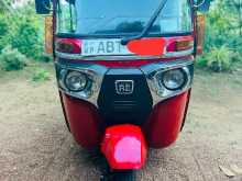 Bajaj RE 2019 Three Wheel