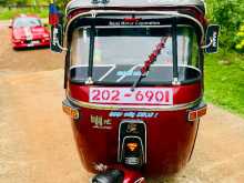 https://riyasewana.com/uploads/bajaj-re-81319154882.jpg