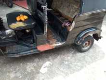 https://riyasewana.com/uploads/bajaj-re-8828424732.jpg
