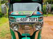 Bajaj Re 2017 Three Wheel