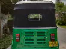 https://riyasewana.com/uploads/bajaj-re-92035484482.jpg