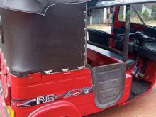 https://riyasewana.com/uploads/bajaj-re-four-20655406284.jpg