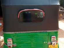 https://riyasewana.com/uploads/bajaj-re-four-28711034592.jpg