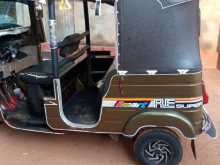 https://riyasewana.com/uploads/bajaj-re-four-31641144683.jpg