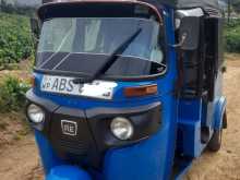 Bajaj RE 2018 Three Wheel