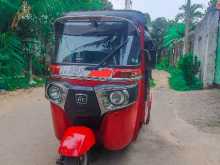 Bajaj RE 2018 Three Wheel