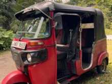 https://riyasewana.com/uploads/bajaj-re-three-271657384162.jpg
