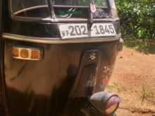 https://riyasewana.com/uploads/bajaj-re150-1987-315450712714.jpg