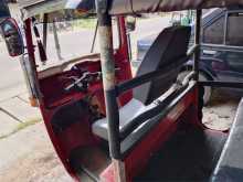 https://riyasewana.com/uploads/bajaj-re150-21350054622.jpg