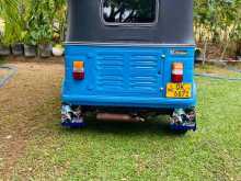https://riyasewana.com/uploads/bajaj-re175-2007-1814520712703.jpg