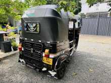 https://riyasewana.com/uploads/bajaj-re175-2110580922373.jpg