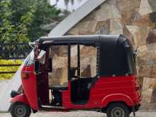 https://riyasewana.com/uploads/bajaj-re175-41235494583.jpg