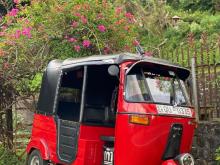 https://riyasewana.com/uploads/bajaj-re175-41237536196.jpg