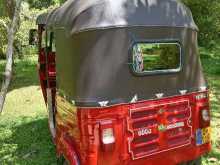 https://riyasewana.com/uploads/bajaj-re175-61155224963.jpg
