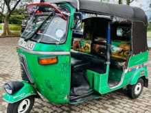 Bajaj RE2 2003 Three Wheel