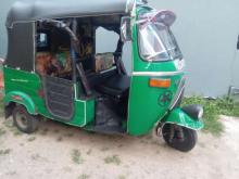https://riyasewana.com/uploads/bajaj-re2-31844446764.jpg