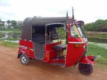 https://riyasewana.com/uploads/bajaj-re2-41823134922.jpg