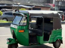 https://riyasewana.com/uploads/bajaj-re2-42258496925.jpg