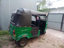 https://riyasewana.com/uploads/bajaj-re2-5947427005.jpg