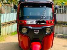 Bajaj RE 205 2015 Three Wheel