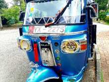 Bajaj RE 205 2012 Three Wheel