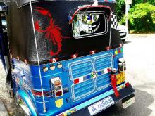 https://riyasewana.com/uploads/bajaj-re205-10931456895.jpg