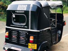 https://riyasewana.com/uploads/bajaj-re205-1212092724051.jpg
