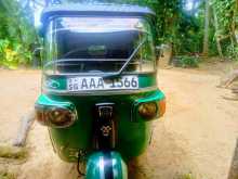 Bajaj RE 205 2012 Three Wheel