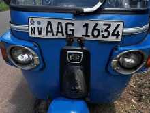 Bajaj RE 205 2012 Three Wheel