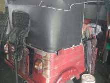 Bajaj RE 205 2012 Three Wheel