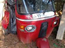Bajaj RE 205 2011 Three Wheel