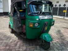 Bajaj RE 205 2010 Three Wheel