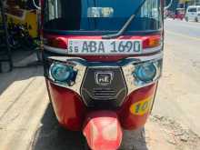 Bajaj RE 205 2015 Three Wheel