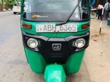 Bajaj RE 205 2015 Three Wheel