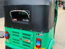 https://riyasewana.com/uploads/bajaj-re205-161340156826.jpg