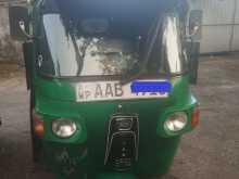 Bajaj RE 205 2012 Three Wheel