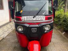 Bajaj RE 205 2015 Three Wheel