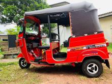 https://riyasewana.com/uploads/bajaj-re205-171157397006.jpg