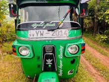 Bajaj RE 205 2012 Three Wheel