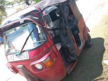 Bajaj RE205 2012 Three Wheel
