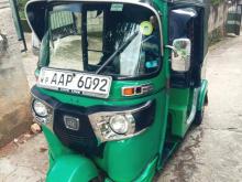 Bajaj RE205 2014 Three Wheel