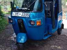 Bajaj RE 205 2010 Three Wheel